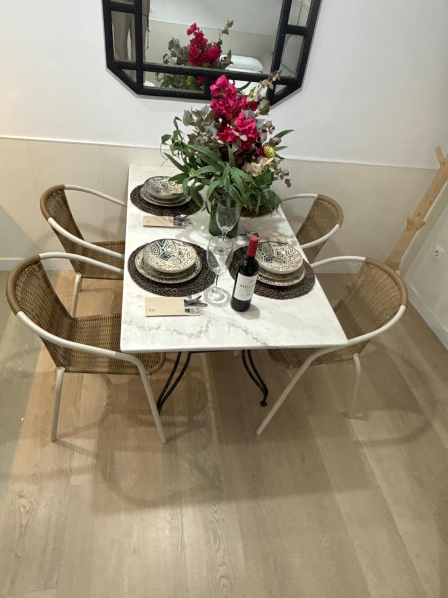 Pikis Center Sevilla Εξωτερικό φωτογραφία